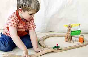 كيف تقنع الفتاة أهلها بالسفر للدراسة بالخارج