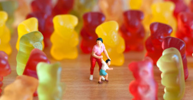 الأطعمة الممنوعة للأطفال والمشروبات المضرة للطفل
