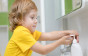 تعليم الطفل النظافة الشخصية والاهتمام بنفسه