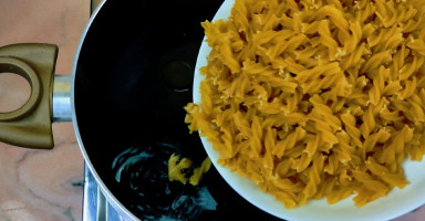1: سلق المكرونة