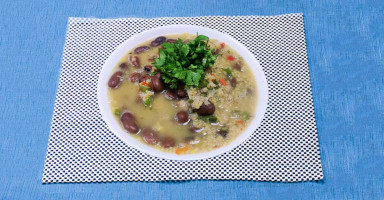 الفول المصري المدمس