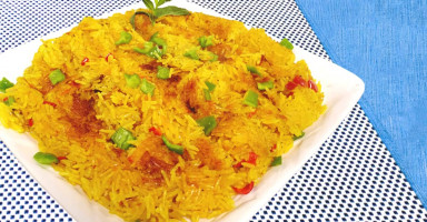 الأرز بالطماطم