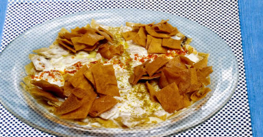 فتة الحمص السورية بالطحينة