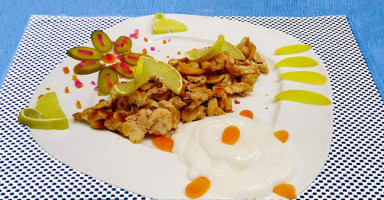 طريقة عمل شاورما الدجاج السورية في البيت