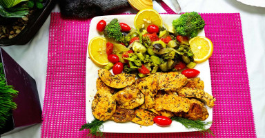 طريقة عمل صدور الدجاج المشوية للرجيم مع الخضار المشوية