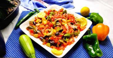 طريقة عمل سلطة الخضار المشوية للديات