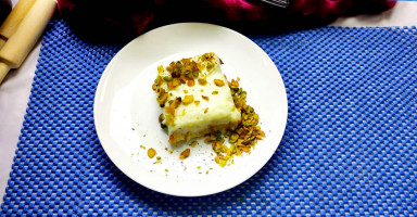 طريقة عمل حلى عيش السرايا بالقشطة المنزلي