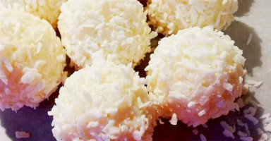 طريقة عمل كرات جوز الهند الباردة بدون فرن