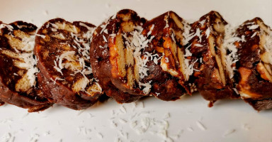 طريقة عمل ليزي كيك بالكاكاو وجوز الهند