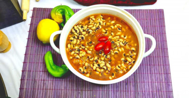 طريقة عمل اللوبيا المصرية المسلوقة