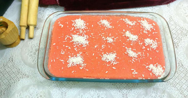 وصفة الكريزة بالسميد الملونة