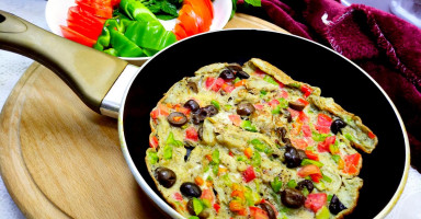 طريقة عمل البيض أمليت للأطفال