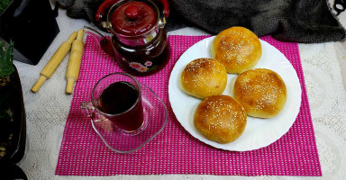 طريقة عمل البريوش الهش بالسمسم