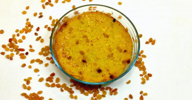 طريقة عمل صينية بطاطا حلوة باللبن وجوز الهند والزبيب