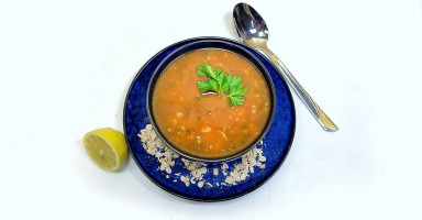 طريقة عمل شوربة كويكر الأصلية بالصلصة