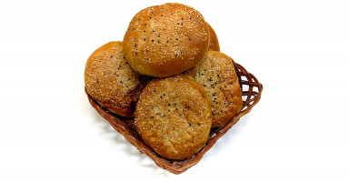 طريقة عمل القرص الطرية بالسكر والسمسم