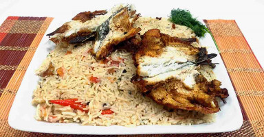 المجبوس الإماراتي بالطريقة التقليدية