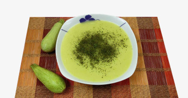 شوربة الكوسا بدون كريمة