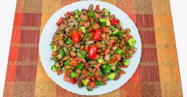 سلطة الفاصولياء الحمراء