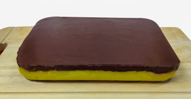 قالب الكاسترد بالشوكولا والبسكويت