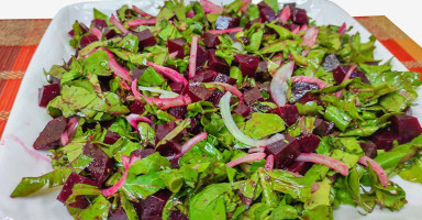 سلطة البنجر والجرجير