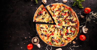 صورة بيتزا بالخضار