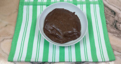 عجينة كرات البسكويت بالقشطة
