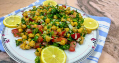 تقديم سلطة الحمص